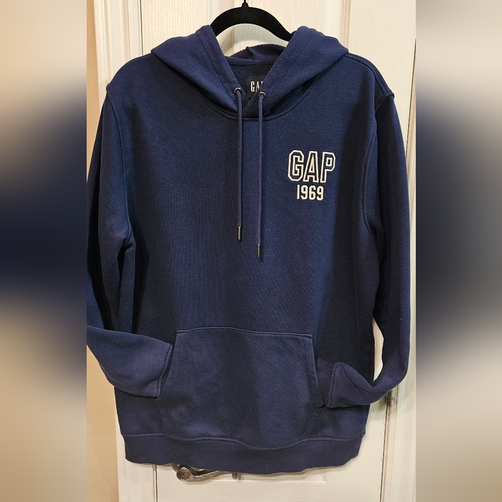 GAP 1969 NWOT Navy white logo super comfortable men's hoodie